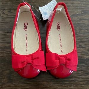 GAP Red Dress Shoes with Decorative Bows